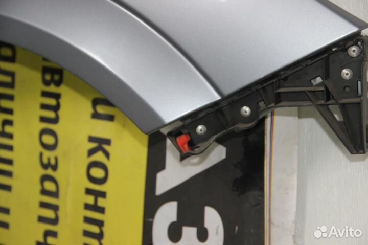 Крепление бампера переднее правое Opel Astra H