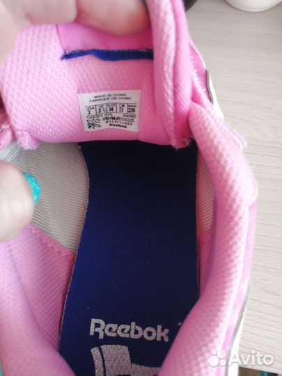 Новые кроссовки на девочку Reebok