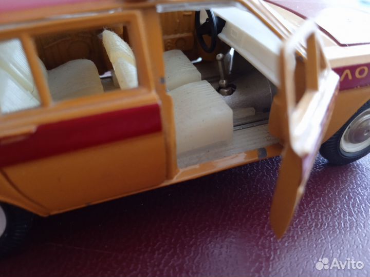 Машинка Волга газ 2402 Аэрофлот СССР