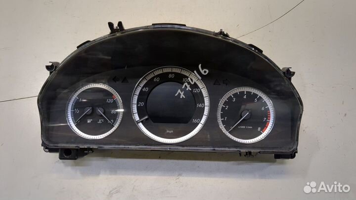 Щиток приборов Mercedes C W204, 2009