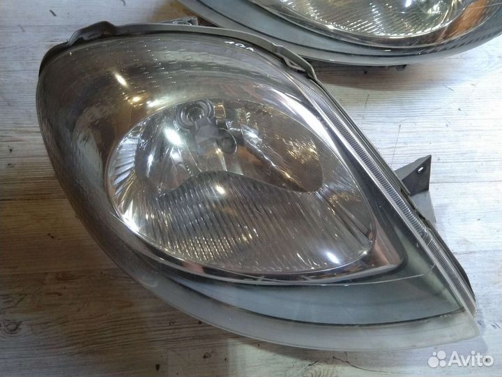 Фара Renault Traffic, Opel Vivaro