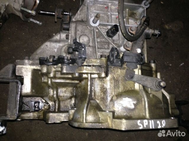 Мкпп g4gc. 070605n/0323 коробка. Кпп соната тагаз. Туксон g4fj кпп. Кронштейн тросов мкпп туссан 2008.