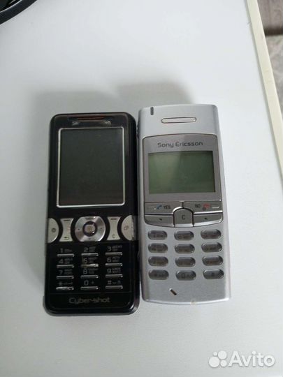 Телефон sony ericsson
