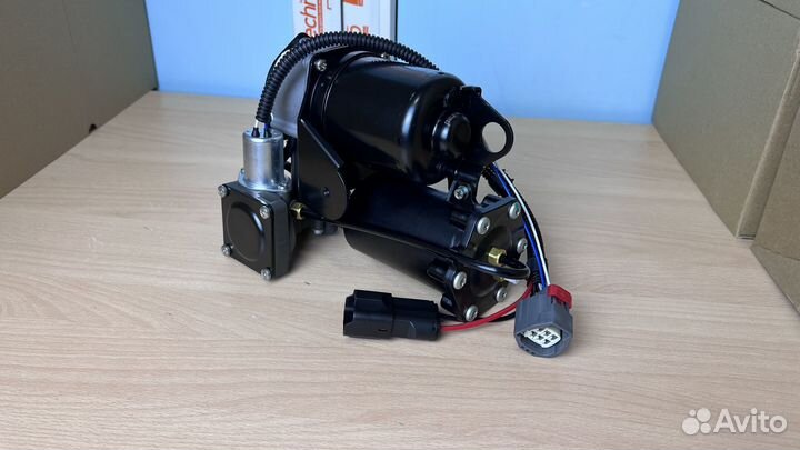 Компрессор Range Rover L322 Hitachi