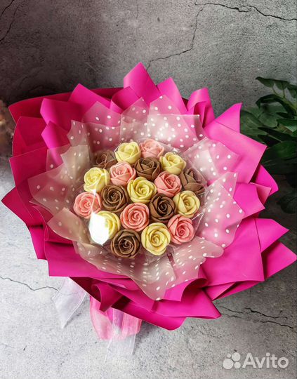 Букеты из шоколадных роз