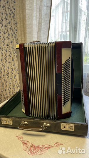 Аккордеон Восход Новый (баян, гармонь)