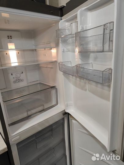 Холодильник lg