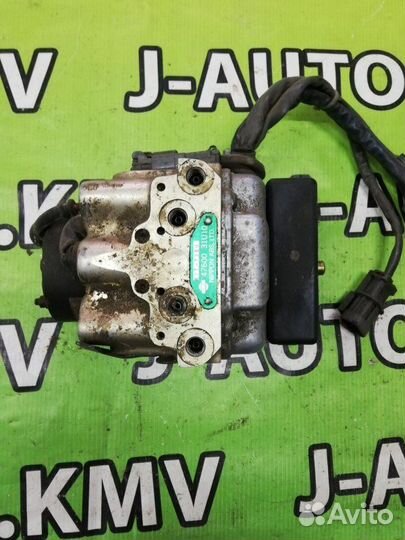 Блок ABS насос Nissan Maxima A32