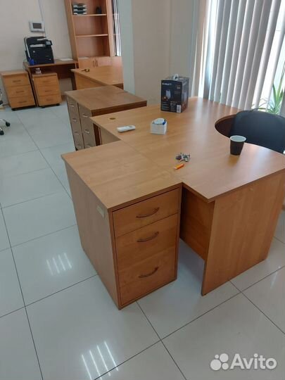 Офисная мебель