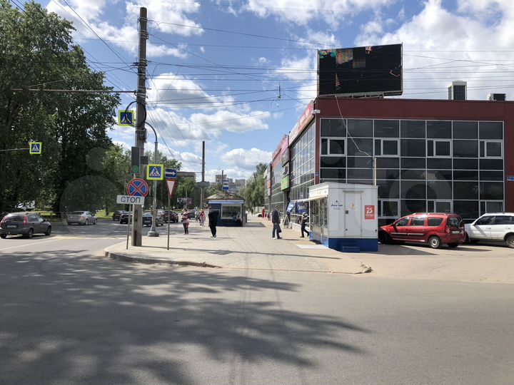 Торговая площадь, 2500 м²