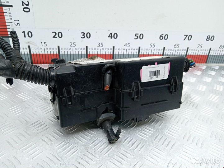 Блок предохранителей Ford Focus 2 2007 8688040