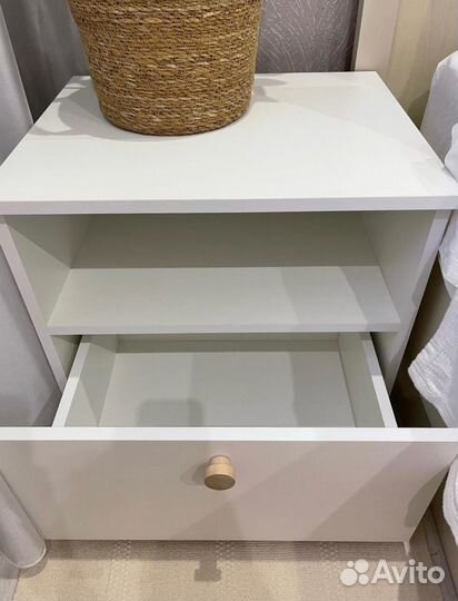 Тумба прикроватная новая 50х41,6 2шт есть