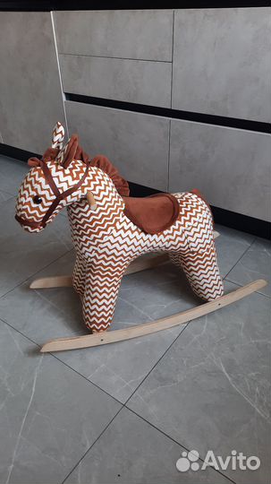 Лошадка качалка