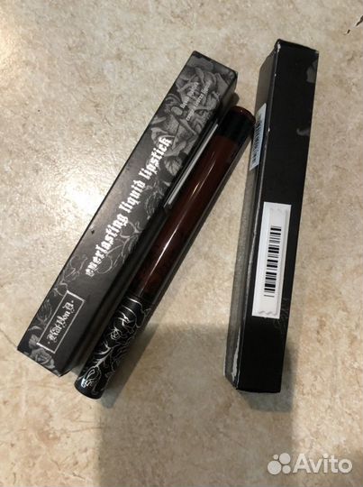 KVD помада жидкая vampira