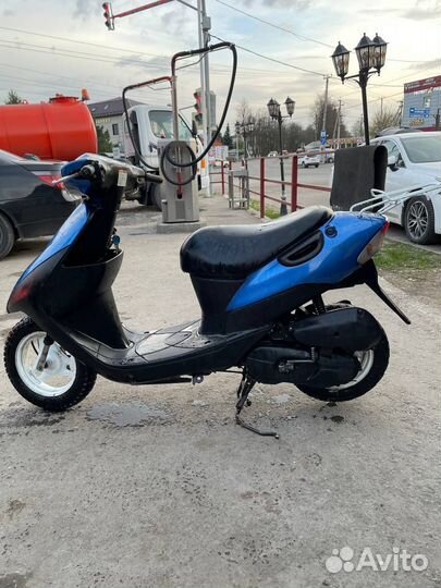 Скутер Suzuki lets 2