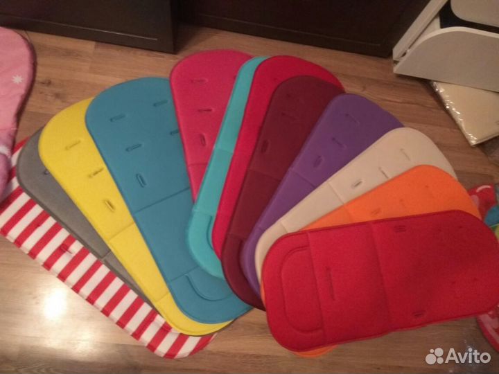 Матрасики для коляски и стульчика