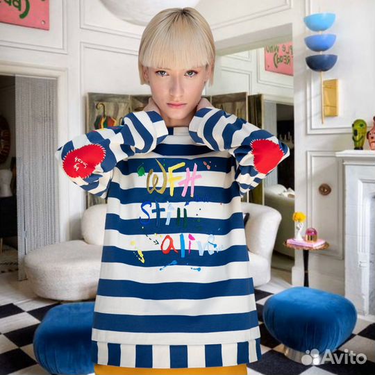 Лонгслив с вышивкой Silen Shust