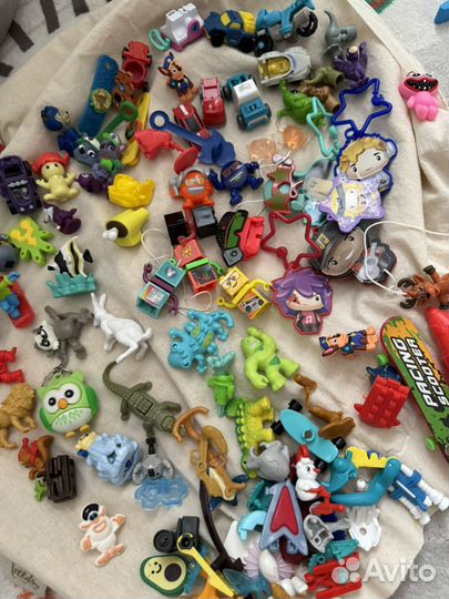Маленькие игрушки киндер и другие