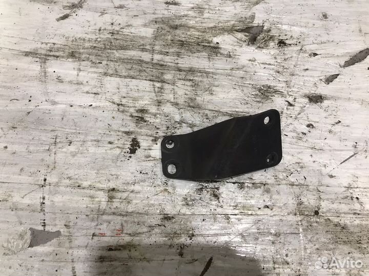 2030318 Кронштейн Scania