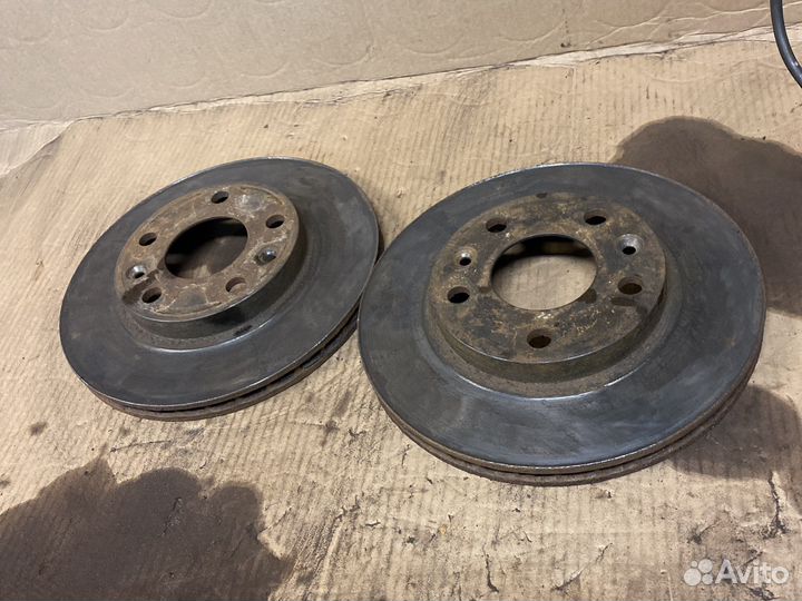 Тормозные диски рено дастер, каптюр. 1.6