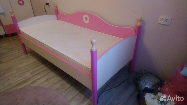 Мебель для детской комнаты для девочки