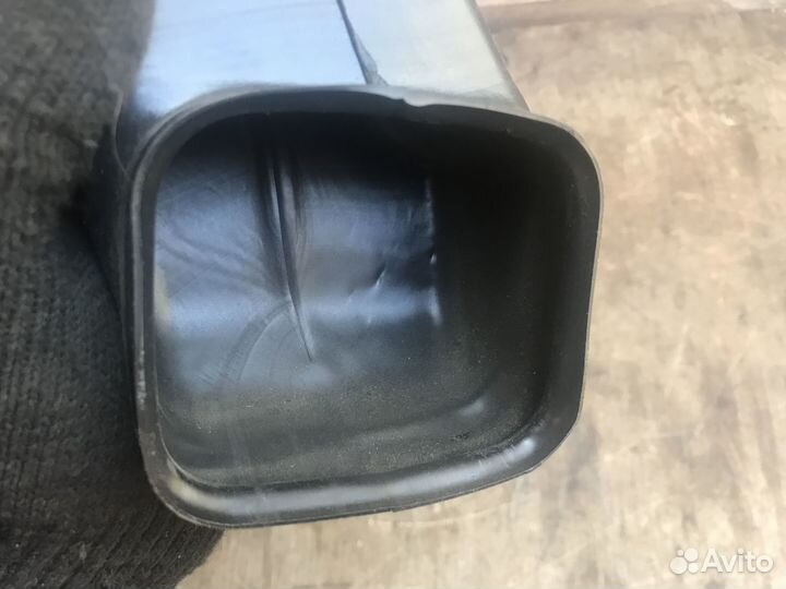 Воздуховод отопителя левый Ford Mondeo 2 Форд