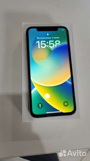 iPhone x 64gb