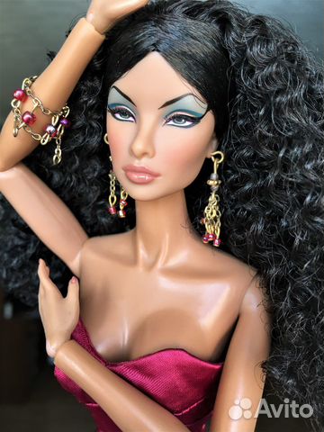 Кукла Fashion Royalty 