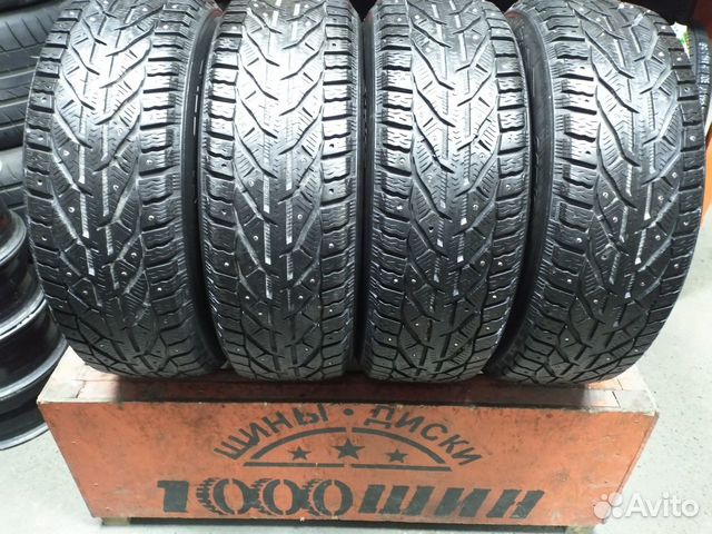 Kormoran SUV Stud 215/65 R16 102T