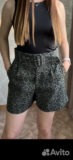 Шорты женские