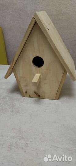 Скворечники, кормушки