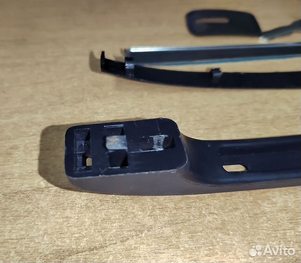 Ручка передней правой двери VW Golf 2 (Дефект)