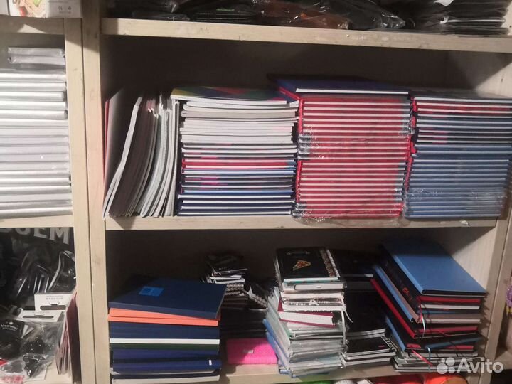 Канцелярия маркеры белый. калькуляторы. Обложки дл