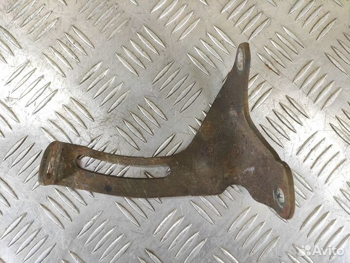 Кронштейн генератора Faw Vita