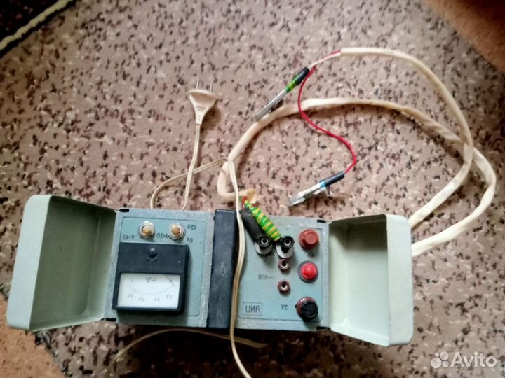 Зарядка для автомобильного аккумулятора