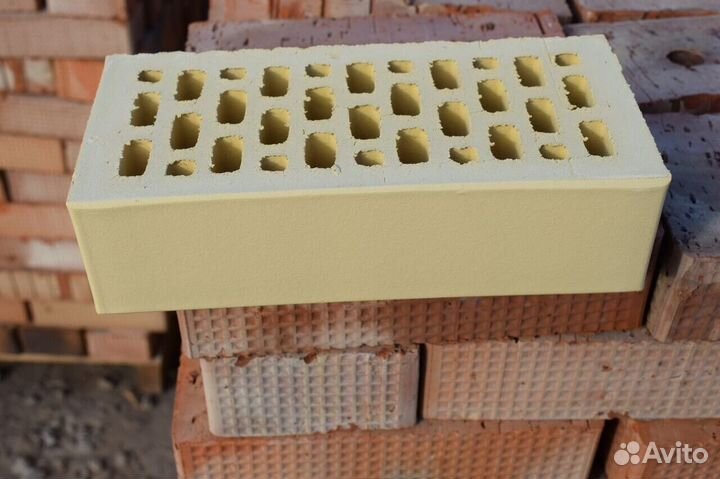 Кирпич облицовочный желтый