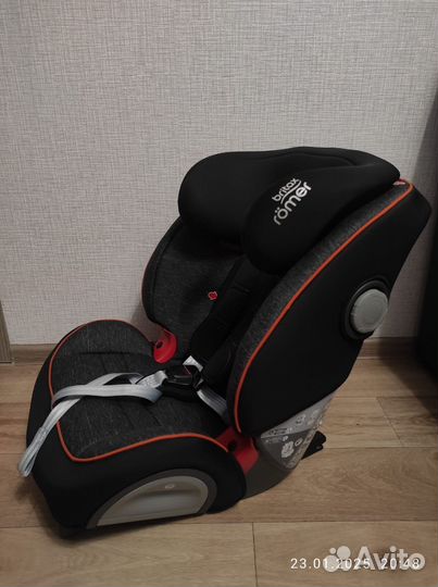 Britax Romer Evolva SL Sict Black Marble