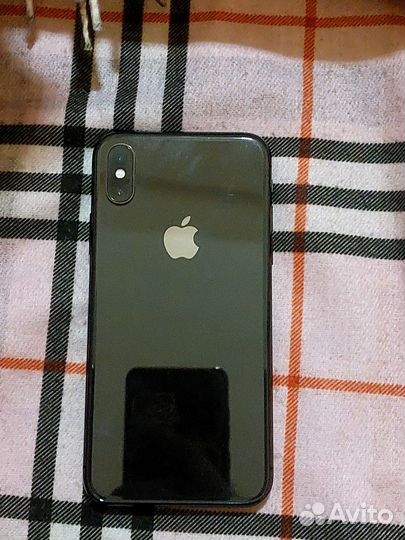 iPhone X, 256 ГБ