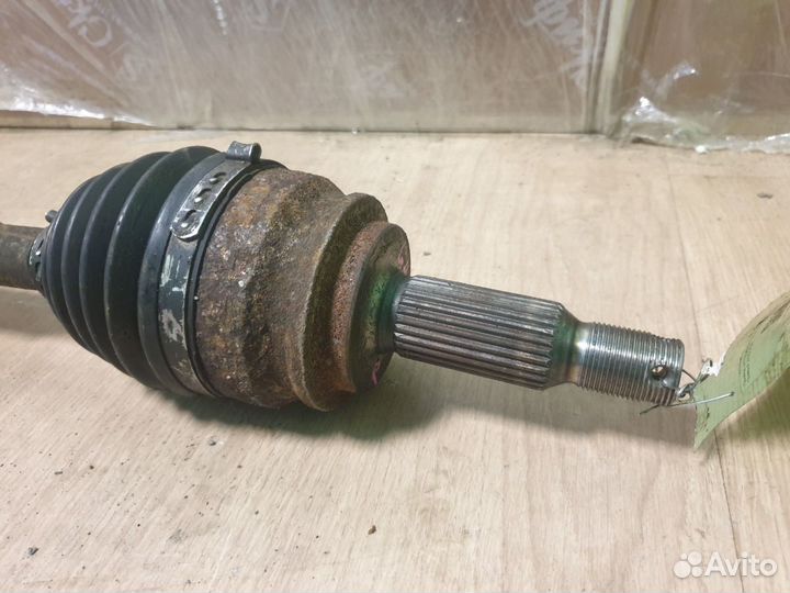 Ось привод шрус передний правый Lancer X ASX