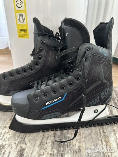 Коньки хоккейные Nordway NDW 200 Черный