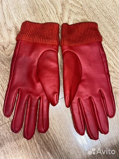 Перчатки