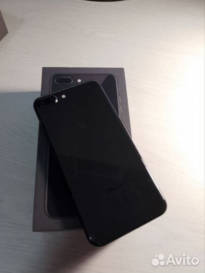 iPhone 8 Plus, 64 ГБ