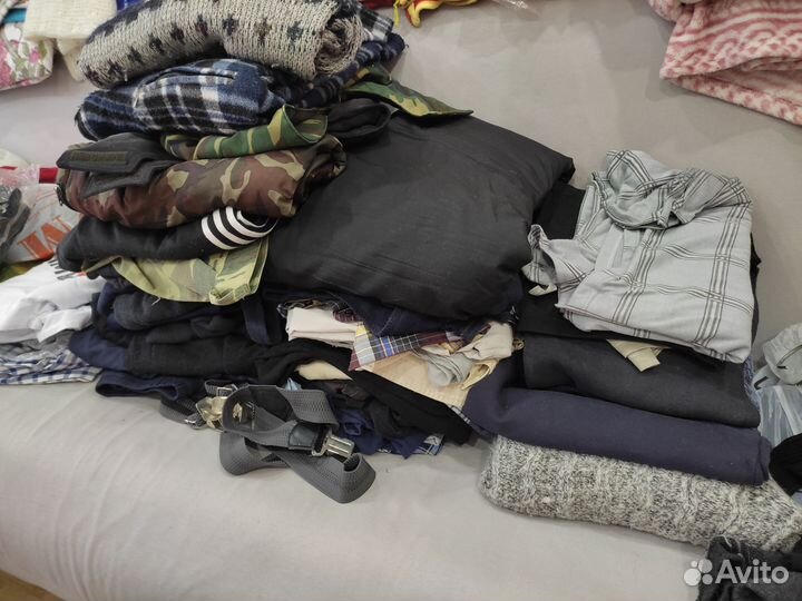 Отдам вещи для мужчины 60 размер