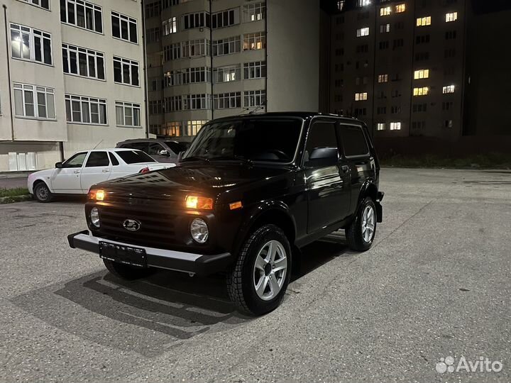 LADA 4x4 (Нива) 1.7 МТ, 2023, 300 км