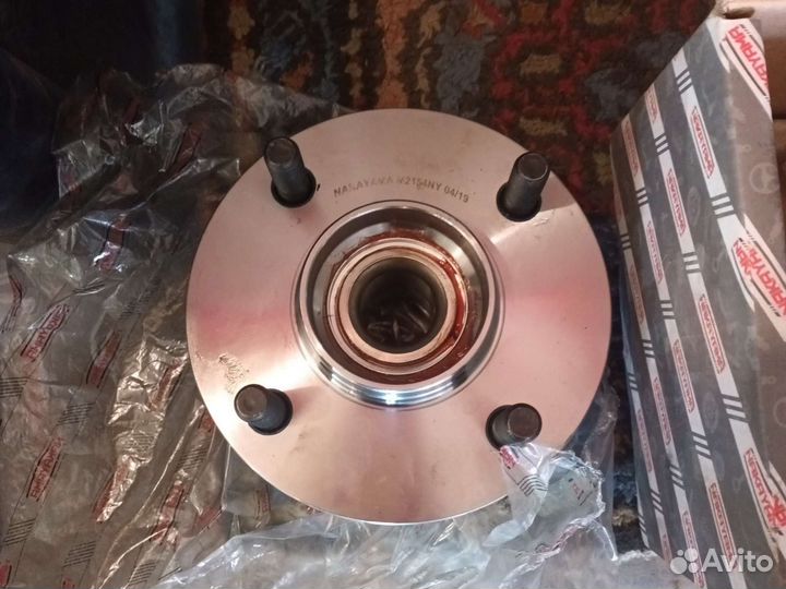 Ступицы заднии ниссан алмера n16