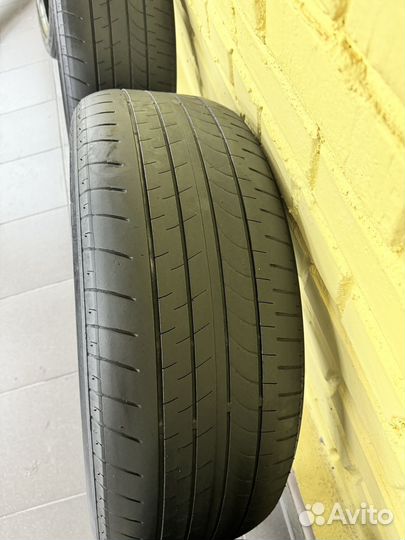 Bridgestone Dueler H/L 33A 235/55 R20