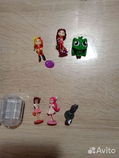Фигурки из Киндер и Чупа-чупс