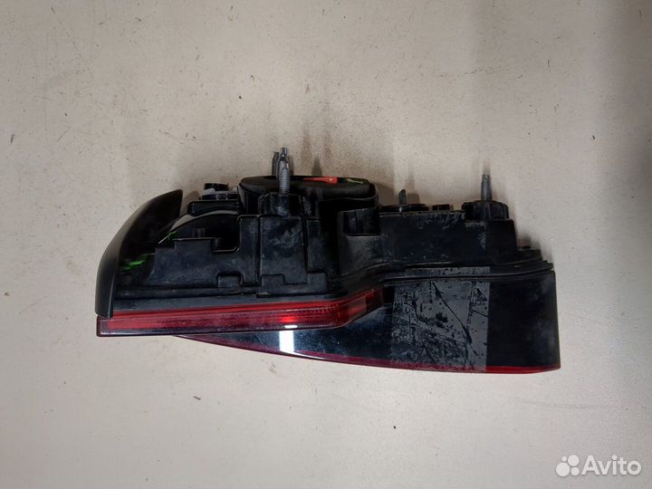 Фонарь крышки багажника Audi A4 (B9), 2016