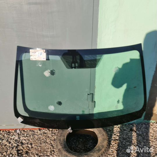 Лобовое стекло