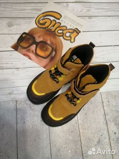 Ботинки осенние